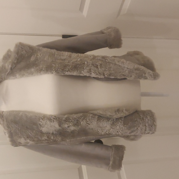 Zara Girl Faux Suede Fur Double Face Moto Jacket. Size 11/12 Girl. Size XSWomen - Picture 4 of 7